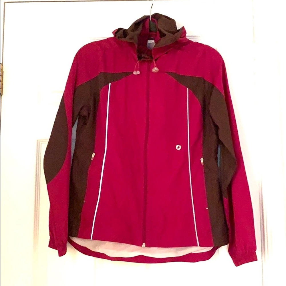 Aerie Fit American Eagle Windbreaker